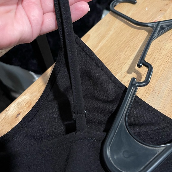 Super cute black bodysuit size Large - Picture 3 of 9
